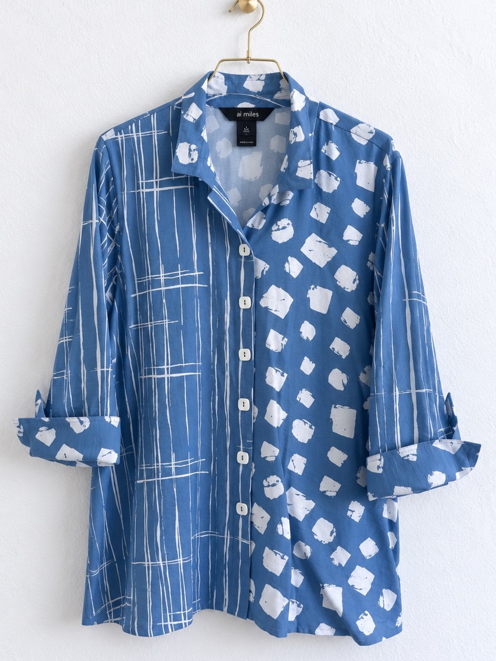 NWT Ali Miles Blue White Abstract Print Button Down Tunic Blouse Large